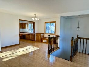 Building Photo - 7303 Glouchester Dr