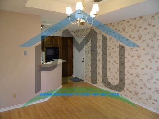 Building Photo - AVAILABLE NOW!!! Beautiful 3-Bedroom 2-Bat...