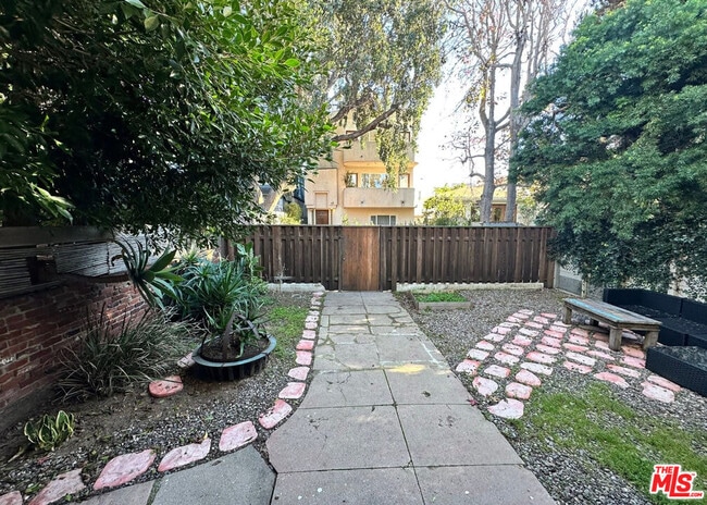 Building Photo - 49 Dudley Ave