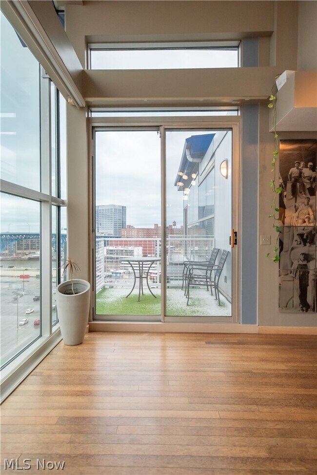 Building Photo - 1237 Washington Ave