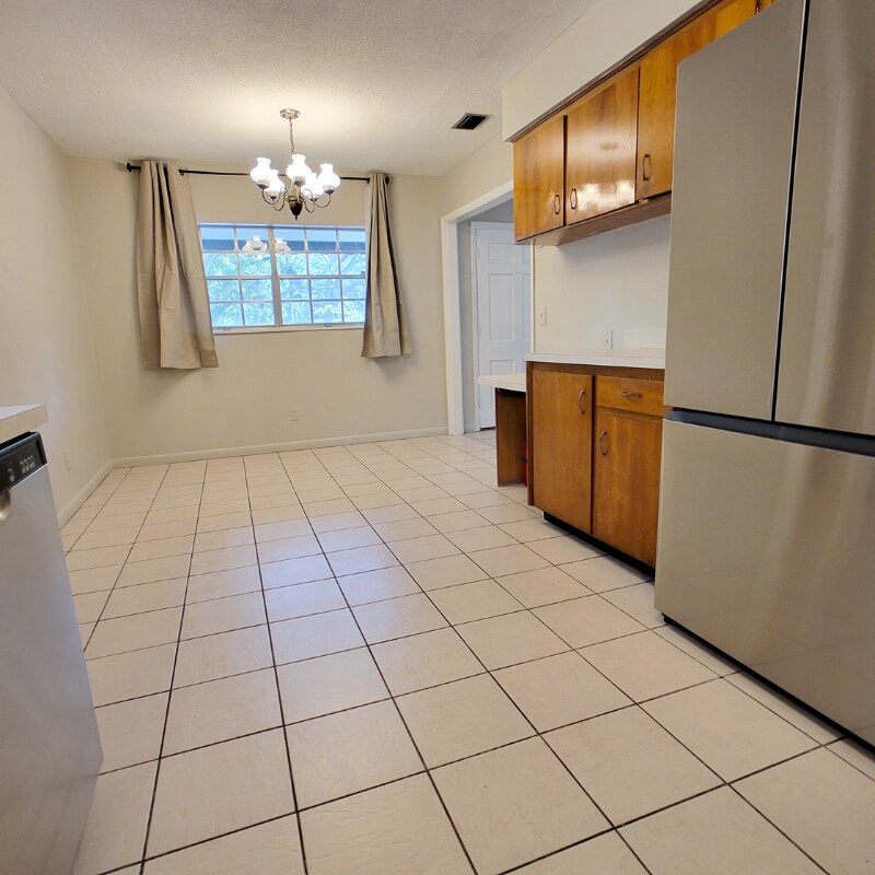 Building Photo - 404 Bullard Pkwy