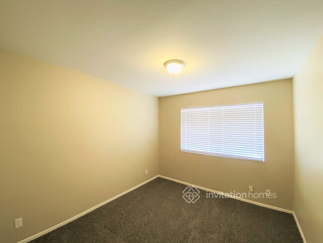 Building Photo - 1109 N Alder Ct