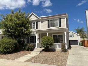 Building Photo - Terrific Brentwood Neighborhood steps from...