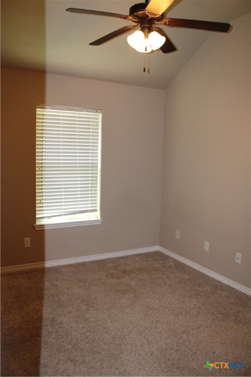 Building Photo - 621 Paseo del Plata Dr