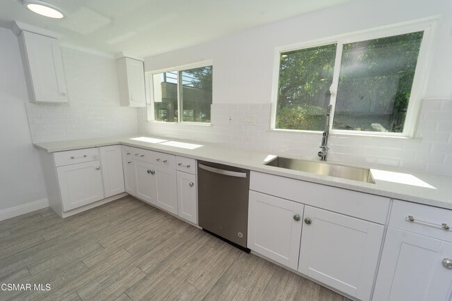 Building Photo - 11723 Porter Valley Dr