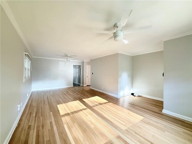 Building Photo - 1980 Kilburn Dr NE