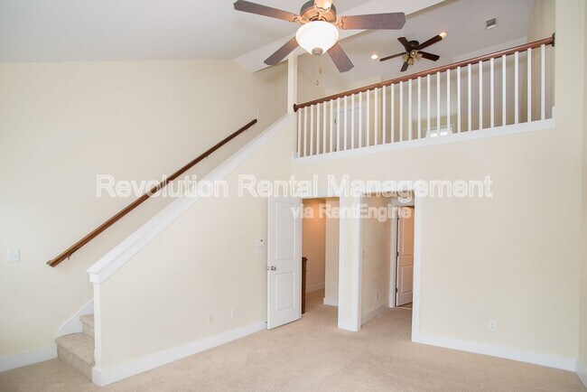 Building Photo - 1284 Jandras Ln SE