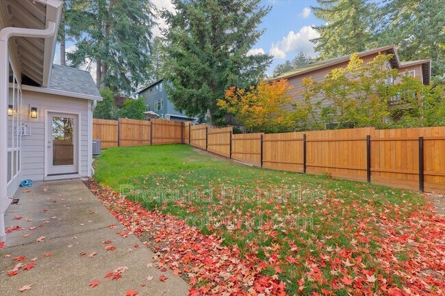 Building Photo - 7909 SW Oviatt Dr