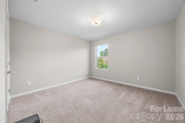 Building Photo - 1140 Streamside Ln