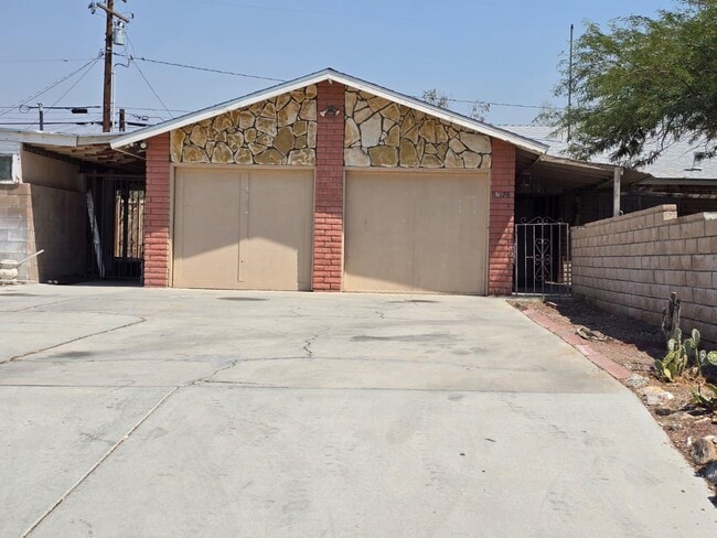 Building Photo - 66176 Desert View Ave