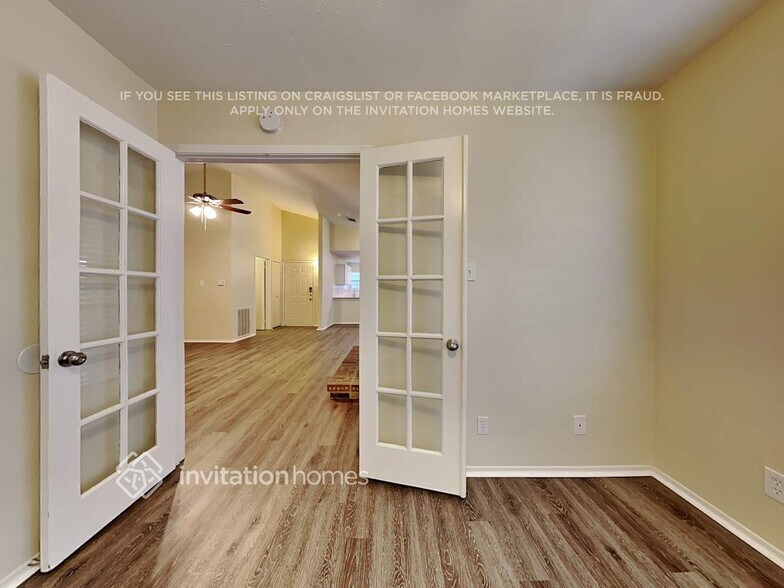 Building Photo - 4236 Periwinkle Dr