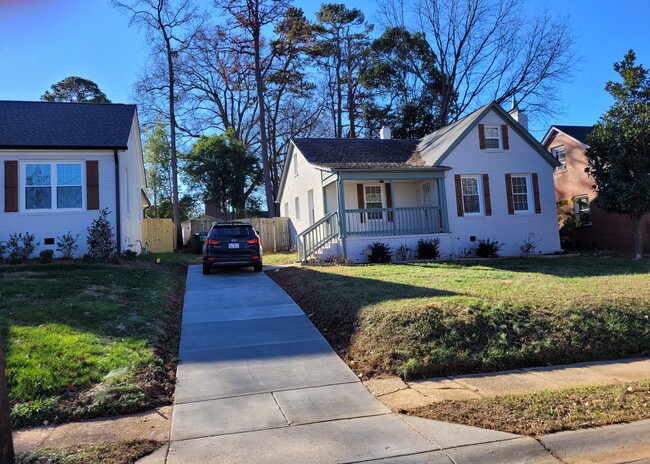 Primary Photo - 2355 Morton St