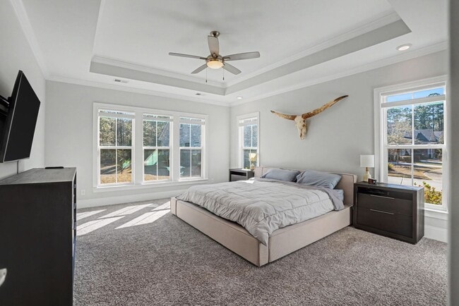 Building Photo - 3 BED | 3.5 BATHS | TWO CAR GARAGE | HERB RIVER | FURNISHED TOWNHOME