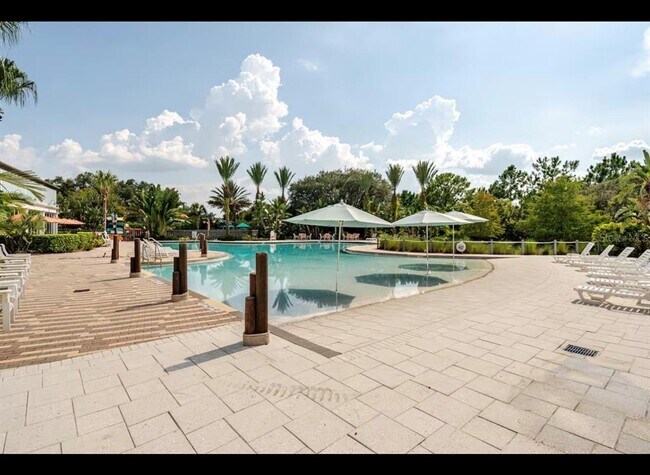 Building Photo - 354 Captiva Dr