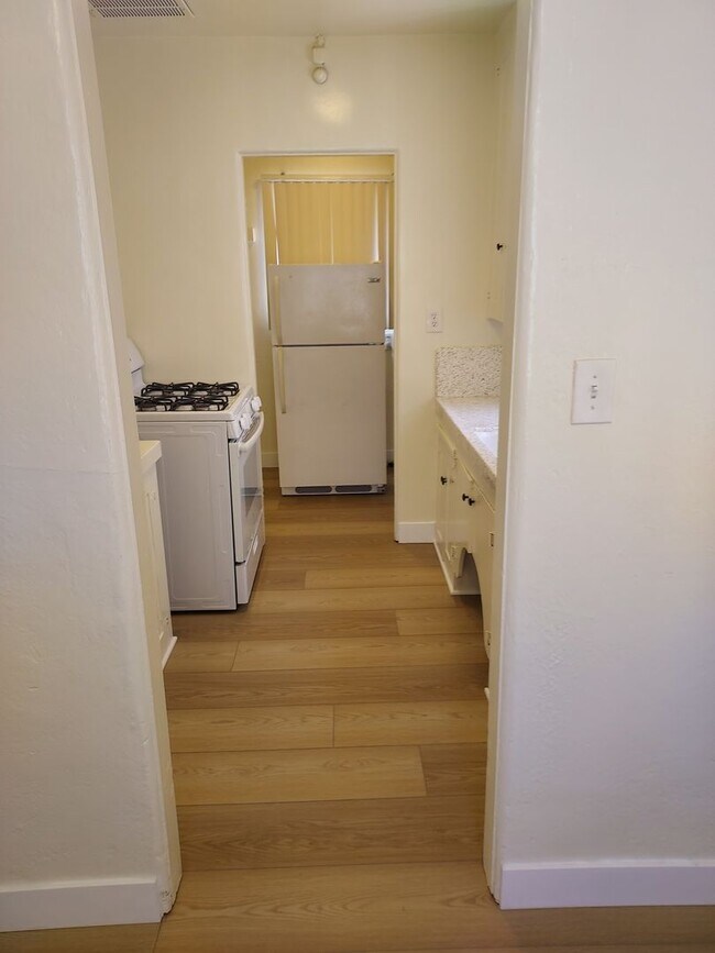 Building Photo - Golden Hill -Charming 1BR/1BA Spanish styl...