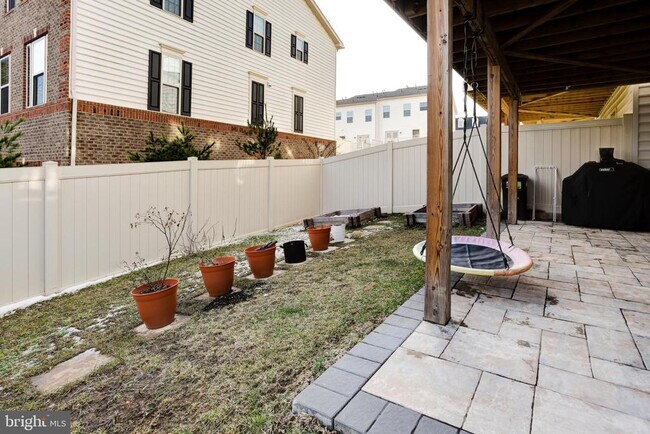 Building Photo - 14301 Ridge View Ln