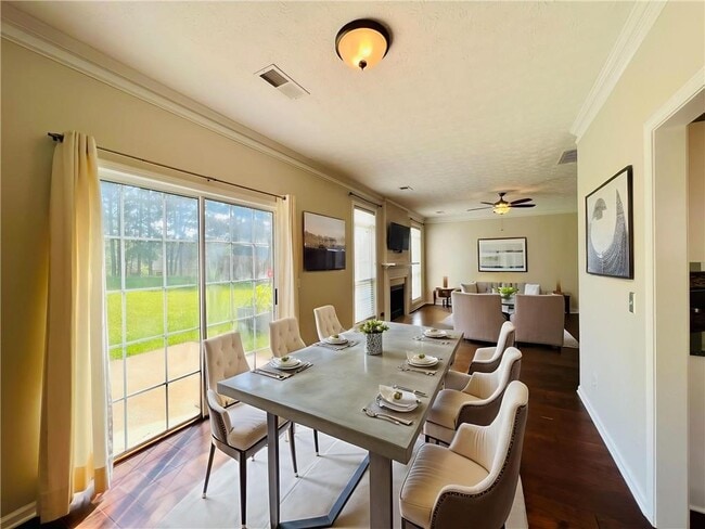 Building Photo - 156 Weatherstone Dr