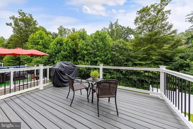 Building Photo - 372 Concetta Dr