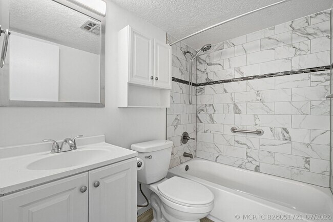 Building Photo - 2929 S Ocean Blvd