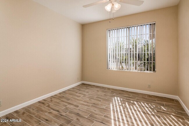 Building Photo - 8564 W Ocotillo Rd