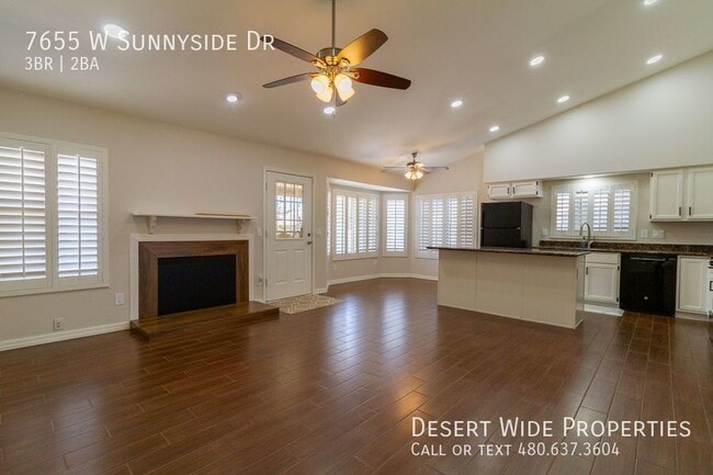 Building Photo - 7655 W Sunnyside Dr