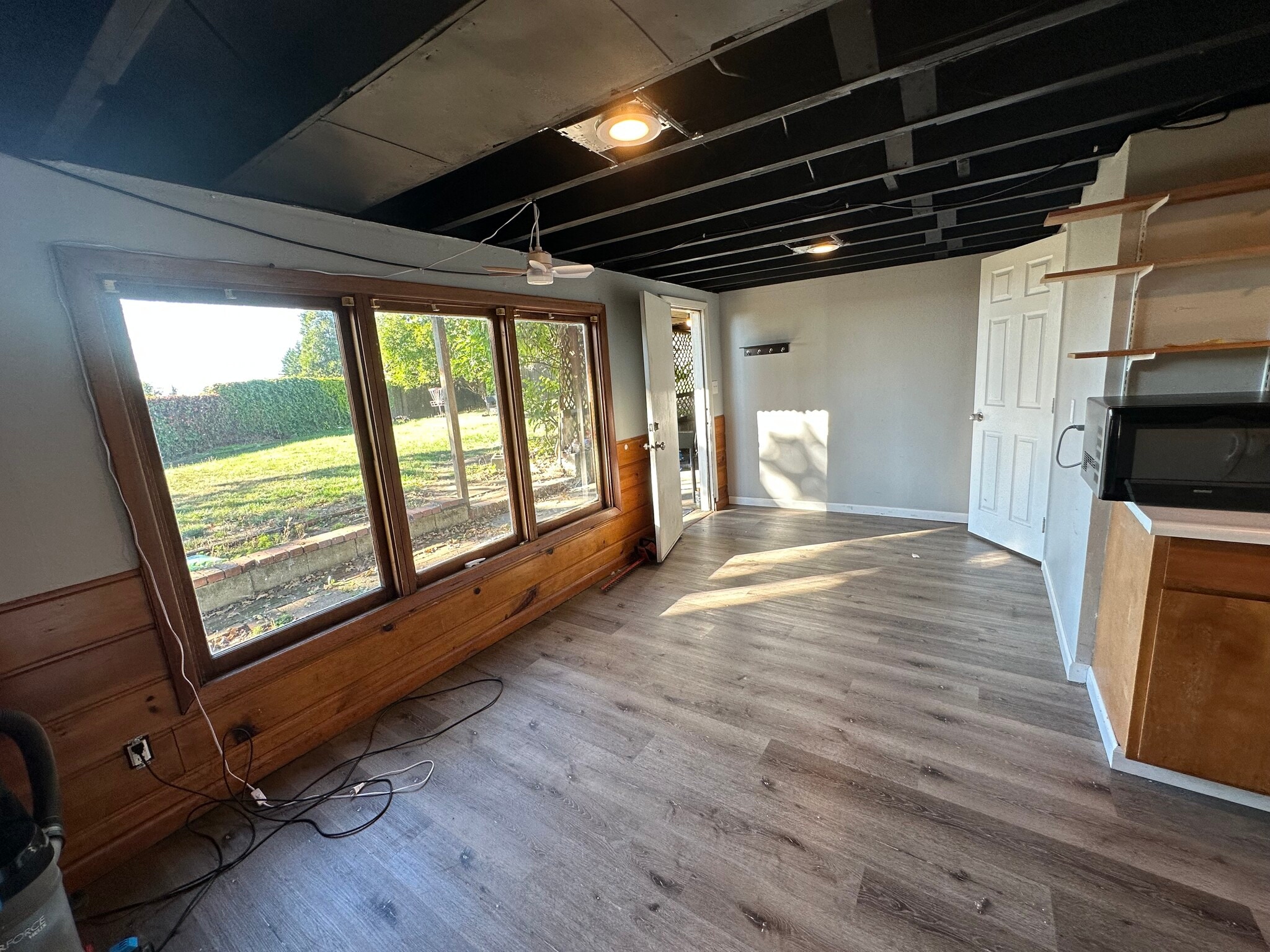 Building Photo - 12607 SW 64th Ave