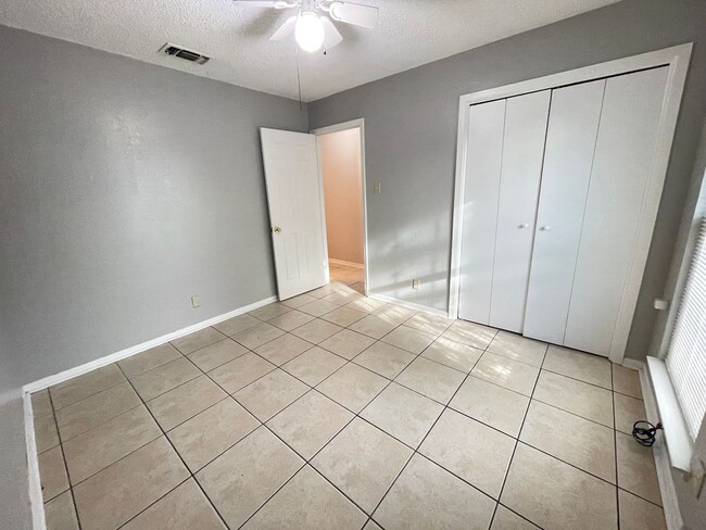Building Photo - 2902 Trailridge Cir