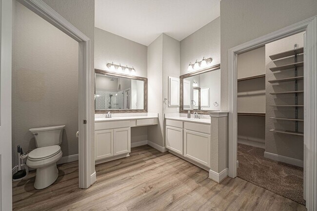 Building Photo - 830 Rench