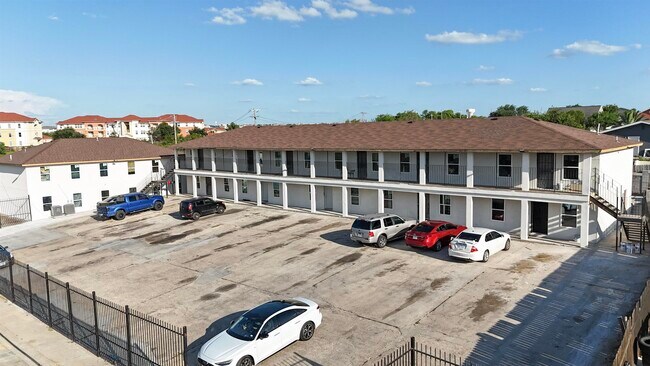 Building Photo - 3123 Potomac Loop