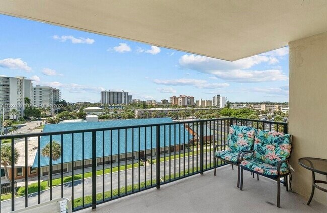 Building Photo - 801 N Ocean Blvd