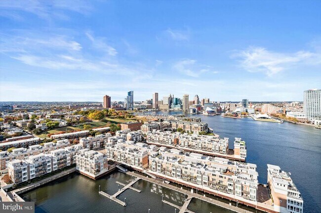 Building Photo - 100 Harborview Dr