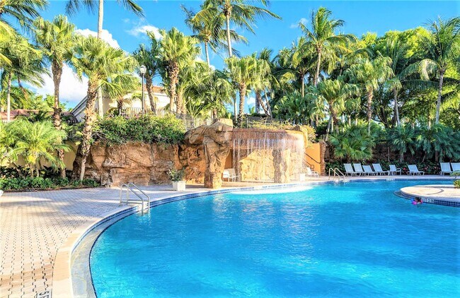 Building Photo - 16331 SW 49th Ct