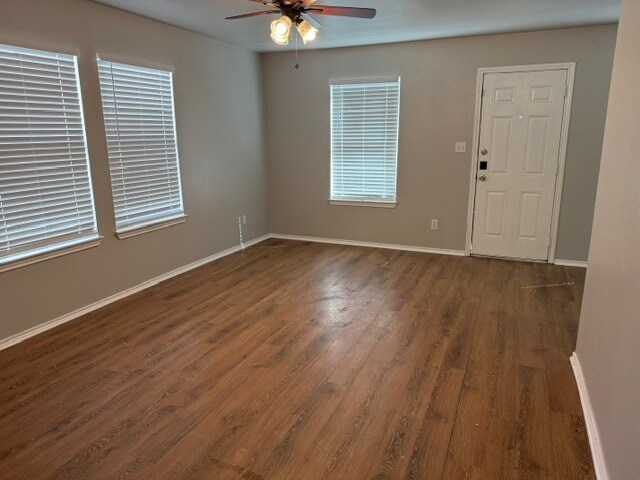 Building Photo - 702 Claremont Pky