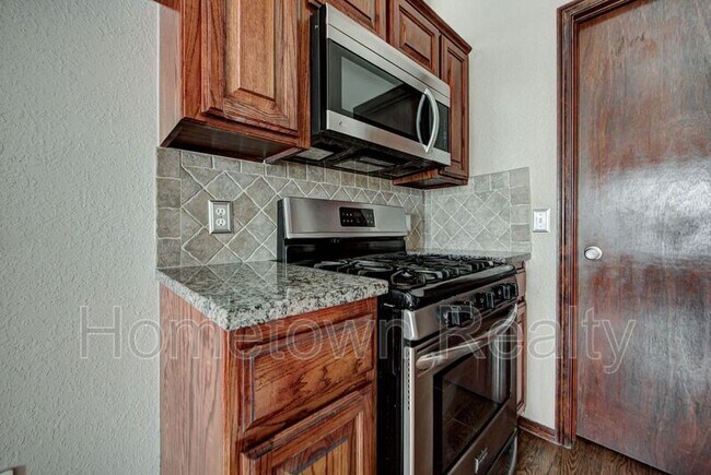 Building Photo - 16416 Oconee Creek Dr