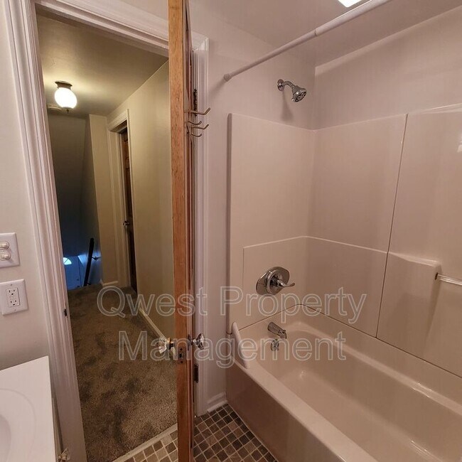 Building Photo - 2220 Monroe Ave NW