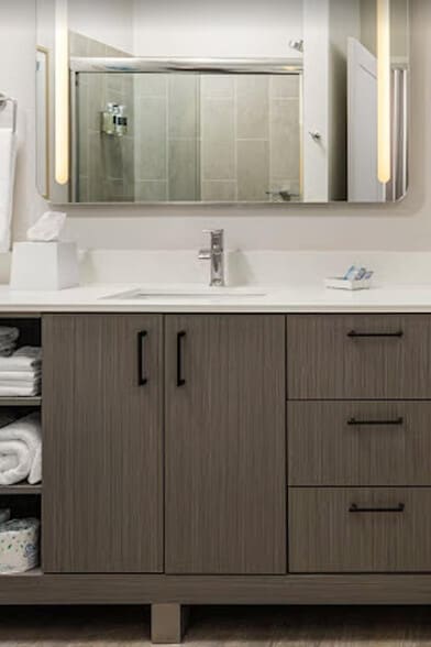 Building Photo - 88 N Olson Ave