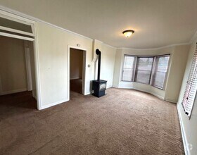 Building Photo - SHUH RES 3414