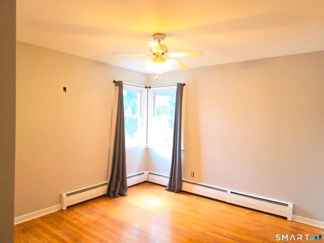 Building Photo - 64 Wislock St
