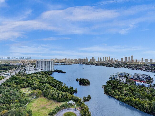 Building Photo - 16385 Biscayne Blvd