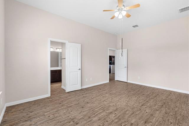 Building Photo - 710 Woodcrest Dr