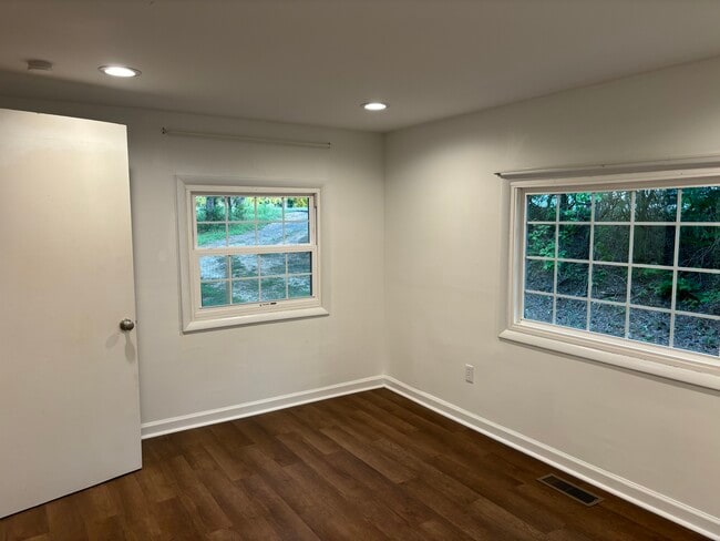 Building Photo - 354 Co Rd 353