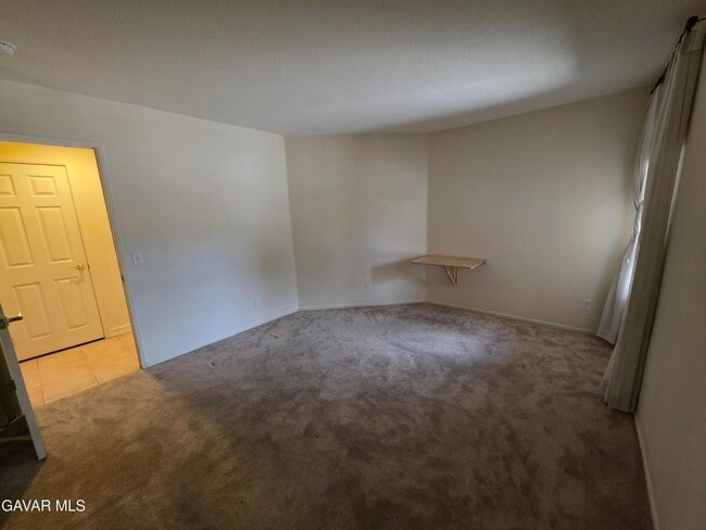 Building Photo - 5175 Capri Ct