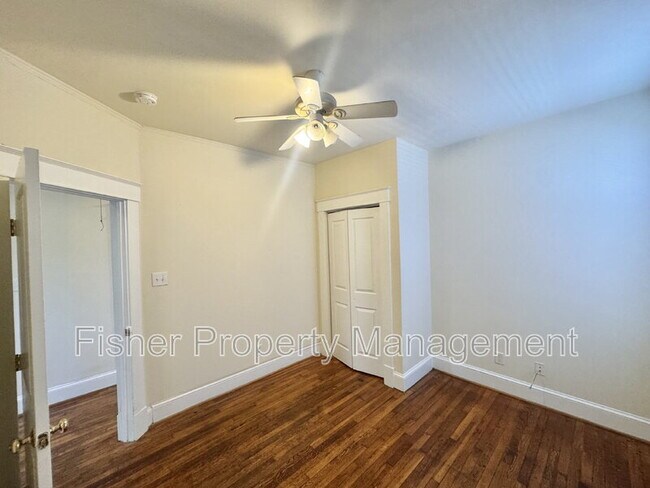 Building Photo - 1514 Bainbridge St