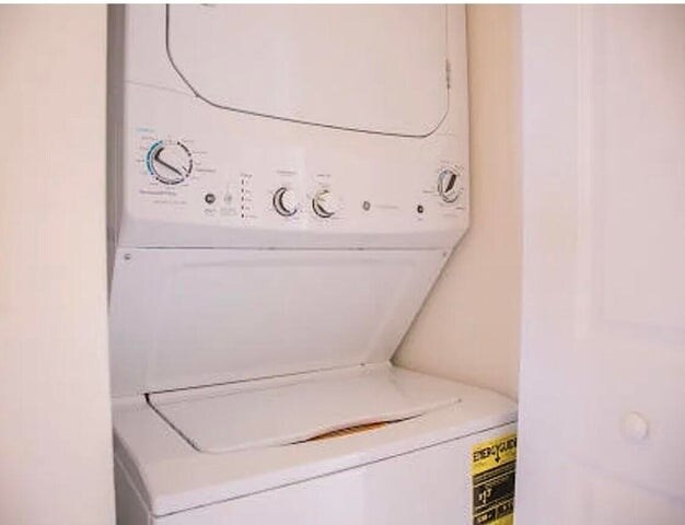 Building Photo - 4324 Maybelle Ln