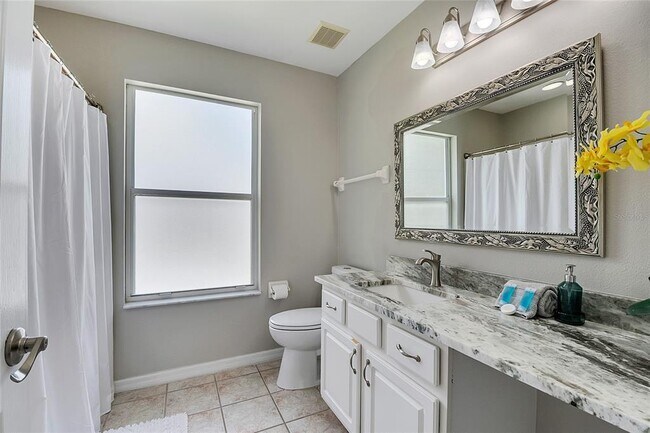 Building Photo - 1428 Casterton Cir