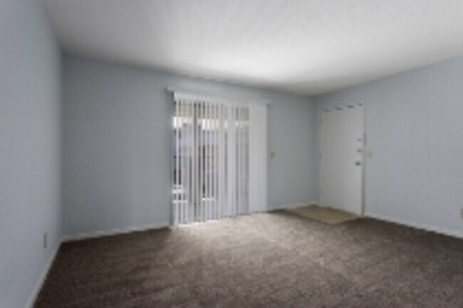 Building Photo - 8704 Wornall Rd