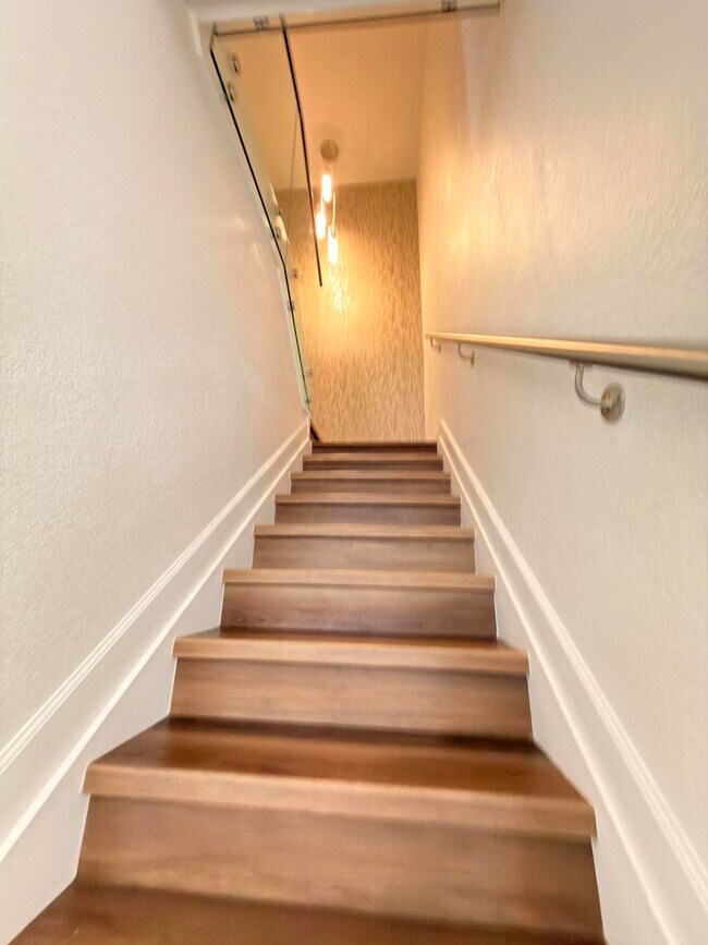 Building Photo - 7407 NW 108th Path