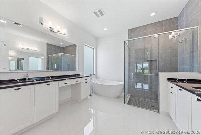 Building Photo - 8597 Crystal Downs Ave
