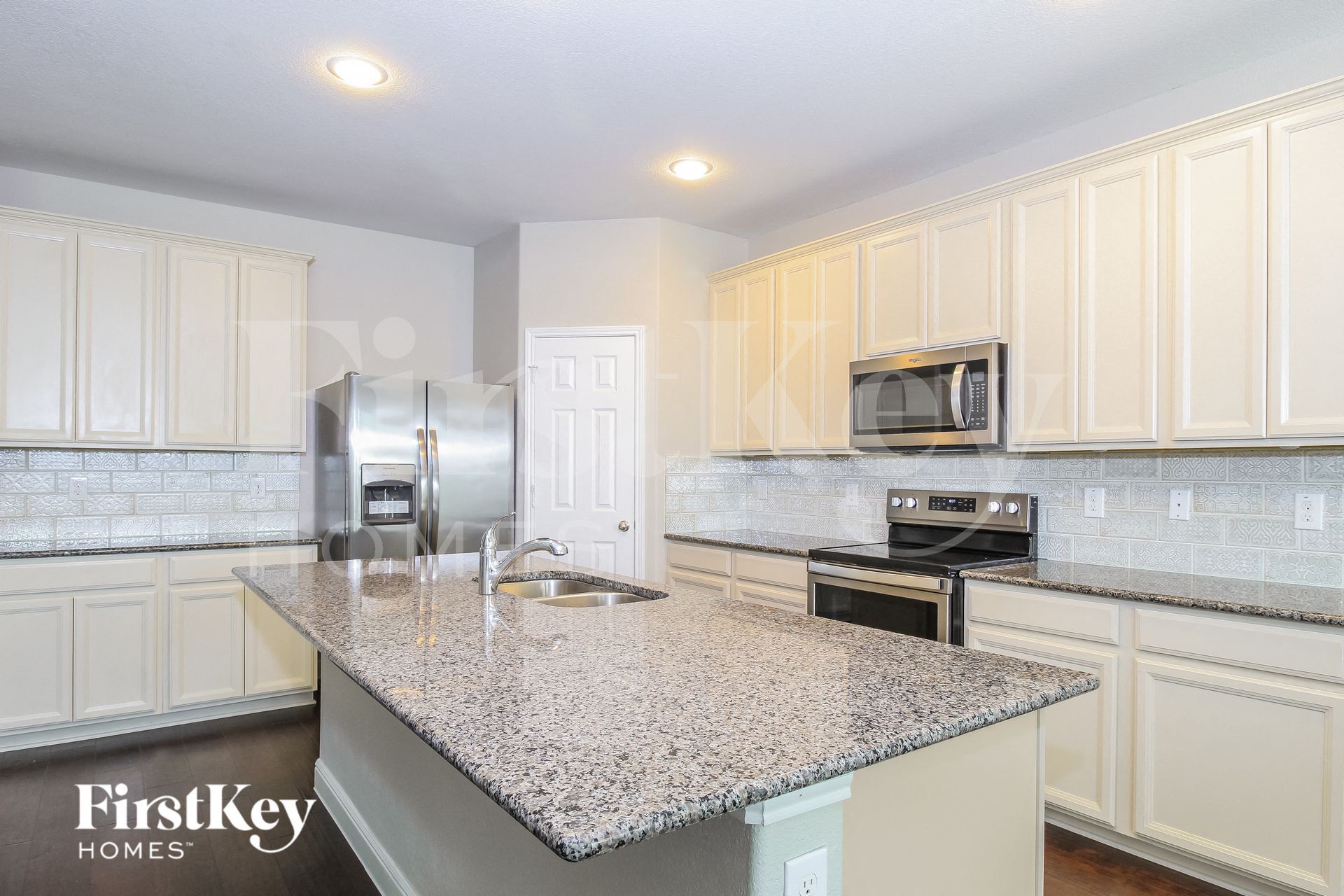 Building Photo - 2320 Bernese Ln