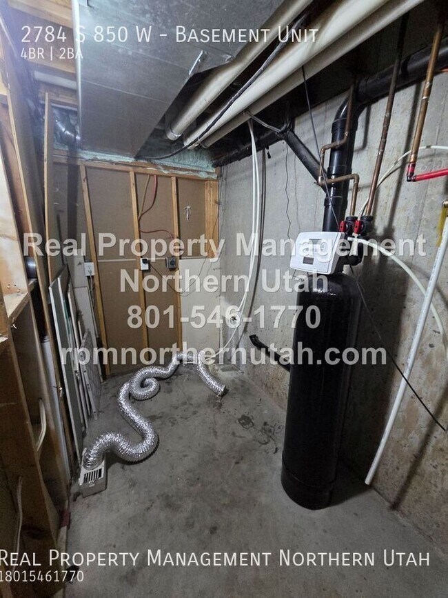 Building Photo - 2784 S 850 W
